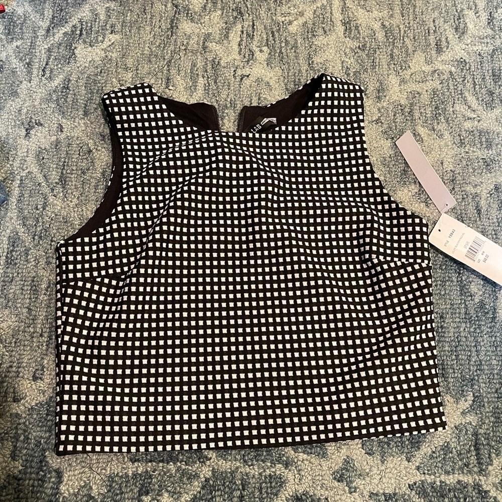 Crop top